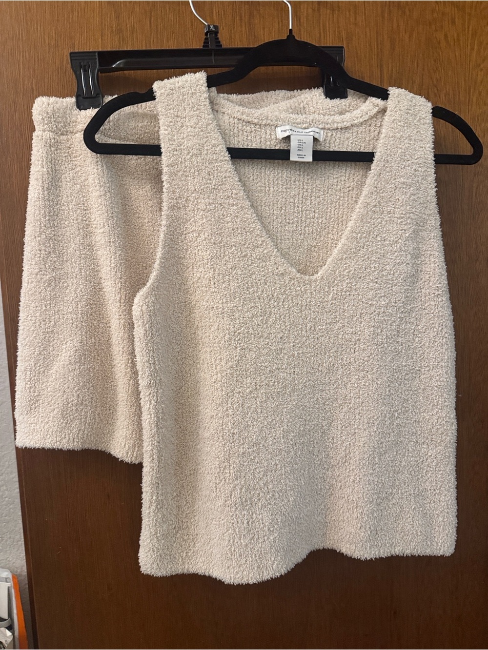 cupcakes & cashmere Cream Bouclé V-Neck Tank and Shorts Set